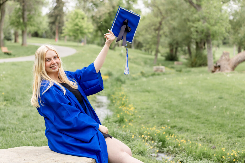 Samantha's Cap&Gown Session