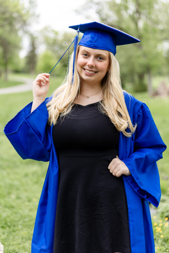 Samantha's Cap&Gown Session