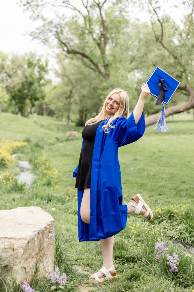 Samantha's Cap&Gown Session