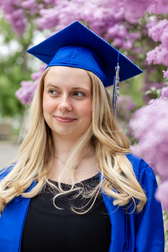 Samantha's Cap&Gown Session