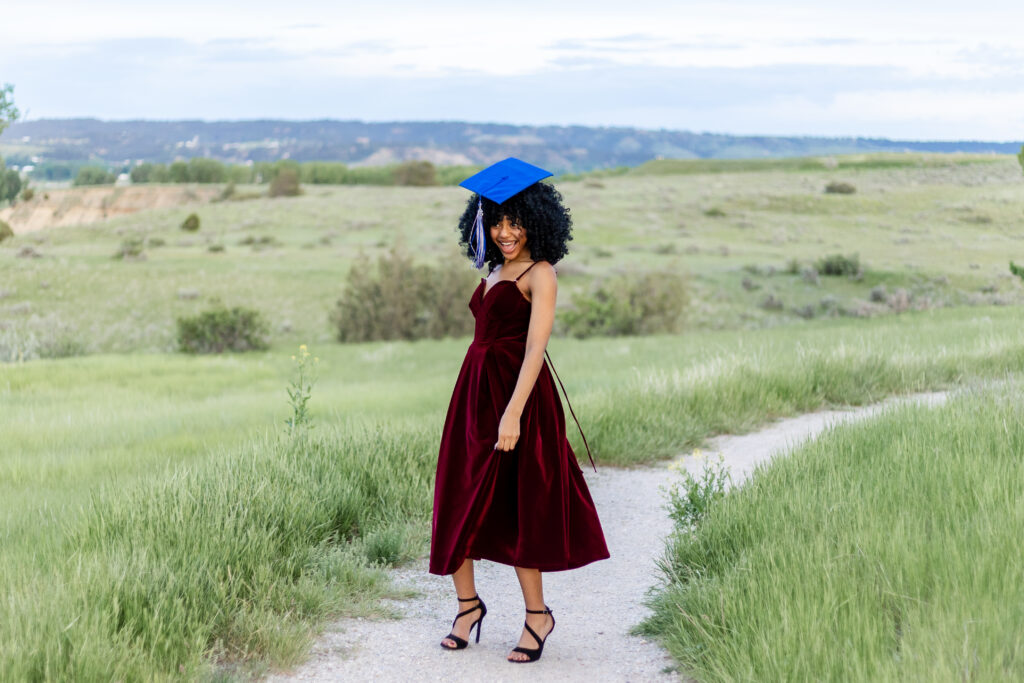 Lyn's Cap & Gown Session