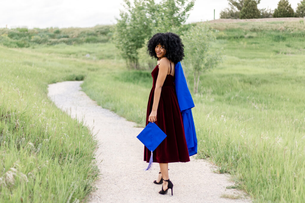 Lyn's Cap & Gown Session